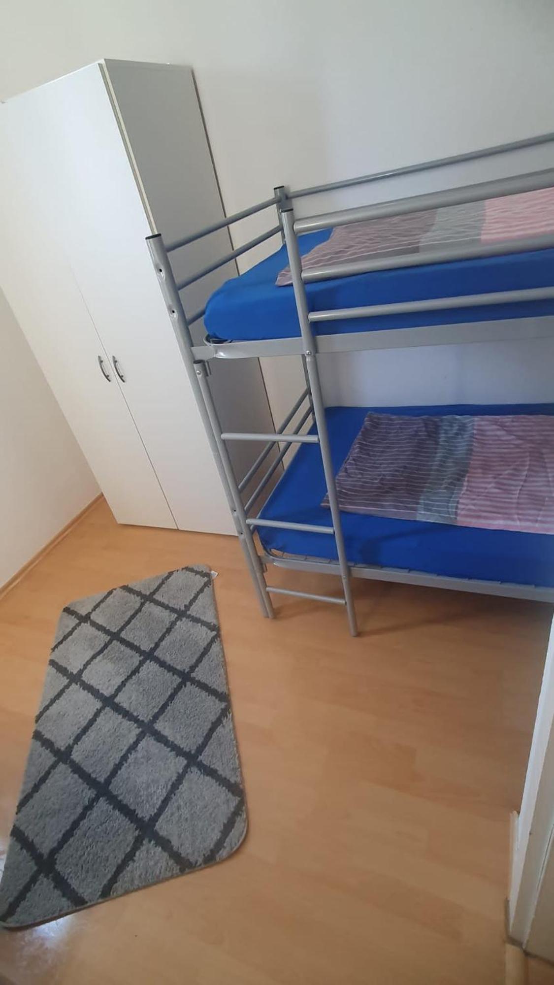 Monteur Wohnung 11 Пирмазенс Екстериор снимка